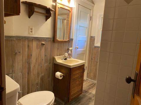 1227 Sheldon St, Jackson, MI 49203 photo 14