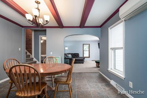 430 E Main St, Fremont, MI 49412 photo 6