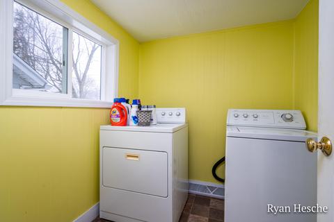 430 E Main St, Fremont, MI 49412 photo 15