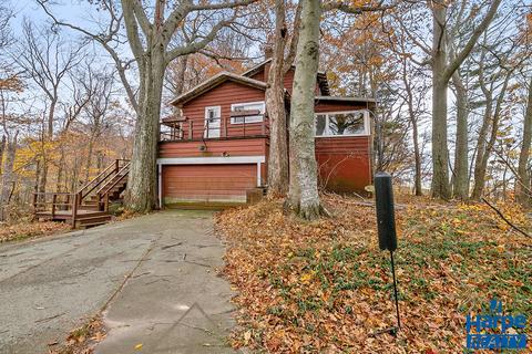 6187 Maple Ln, Whitehall, MI 49461 photo 2