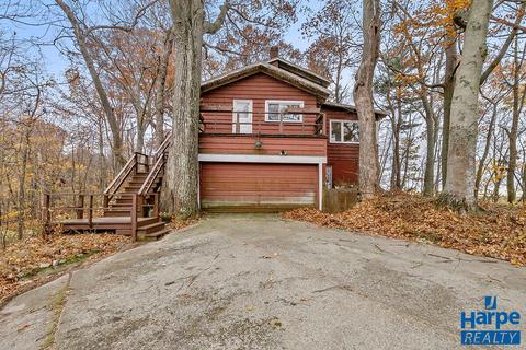 6187 Maple Ln, Whitehall, MI 49461 photo 3