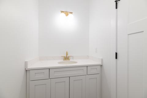 212 Golfview Dr, Plainwell, MI 49080 photo 32