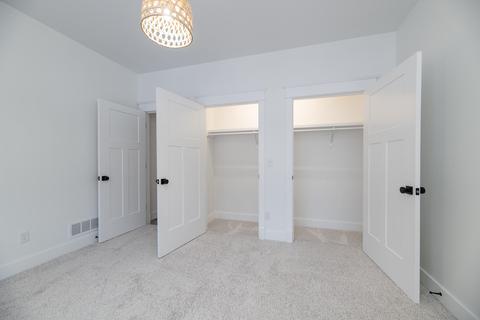212 Golfview Dr, Plainwell, MI 49080 photo 23
