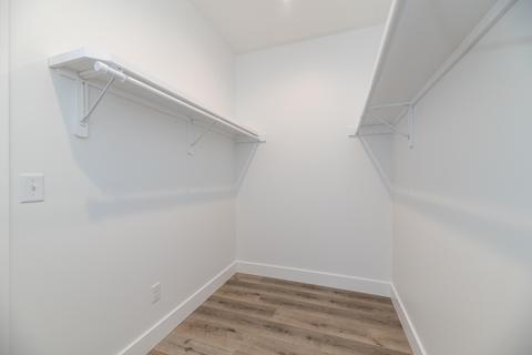 212 Golfview Dr, Plainwell, MI 49080 photo 28