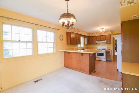 850 N State Rd, Belding, MI 48809 photo 8