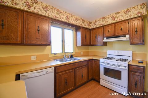 850 N State Rd, Belding, MI 48809 photo 11