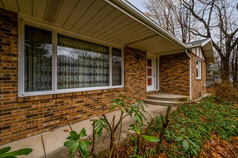 6632 E Becht Rd, Coloma, MI 49038 photo 2