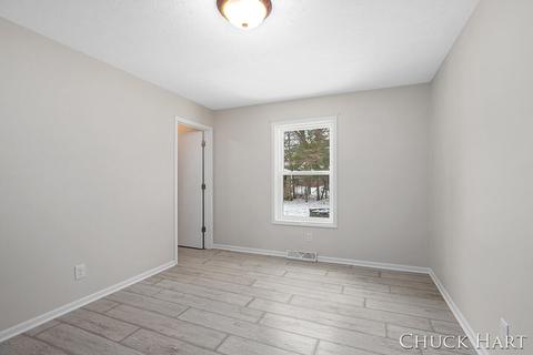 602 Crooks St, Belding, MI 48809 photo 12