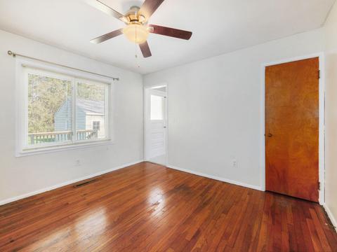 406 Colfax St, Jackson, MI 49203 photo 9