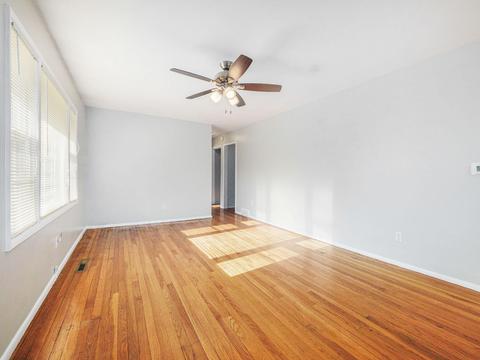 406 Colfax St, Jackson, MI 49203 photo 4