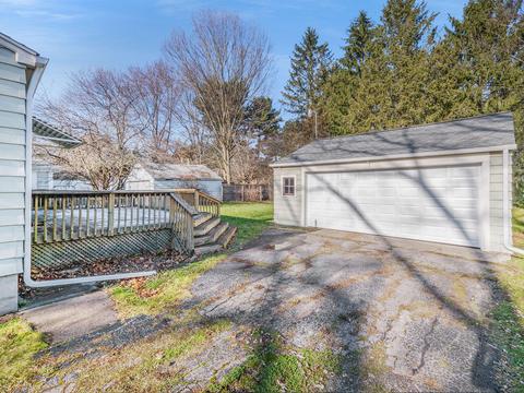 406 Colfax St, Jackson, MI 49203 photo 12