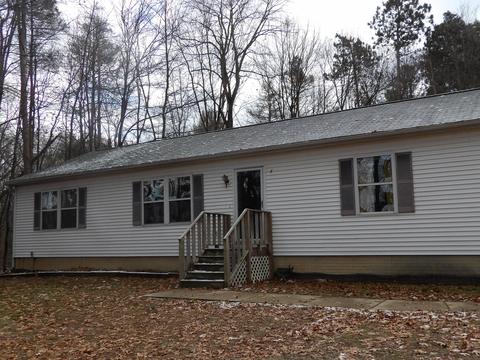 5451 Ridge Dr, Reading, MI 49274 photo 2
