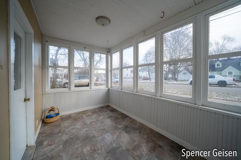 515 Alderman St, Belding, MI 48809 photo 3