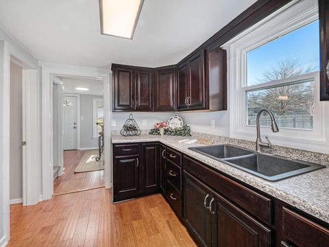 136 John St, Parma, MI 49269 photo 11