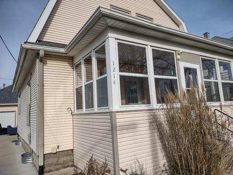 1214 Forest Ave, Jackson, MI 49201 photo 1