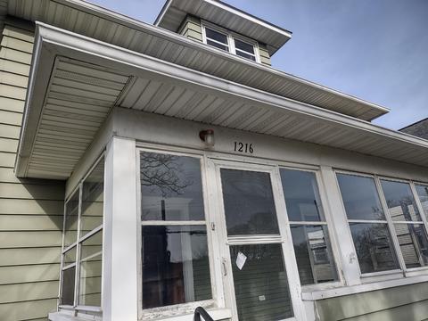 1216 Forest Ave, Jackson, MI 49201 photo 1