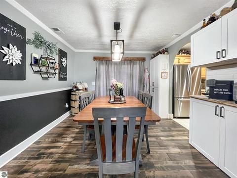 9185 S Old State Ave, Farwell, MI 48622 photo 8