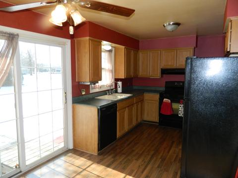 716 Swartz St, Three Rivers, MI 49093 photo 6