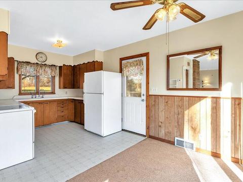 2525 Robinson Rd, Jackson, MI 49203 photo 16