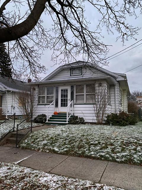 727 Loomis St, Jackson, MI 49202 photo 1