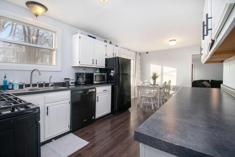 126 E Hancock St, Climax, MI 49034 photo 9