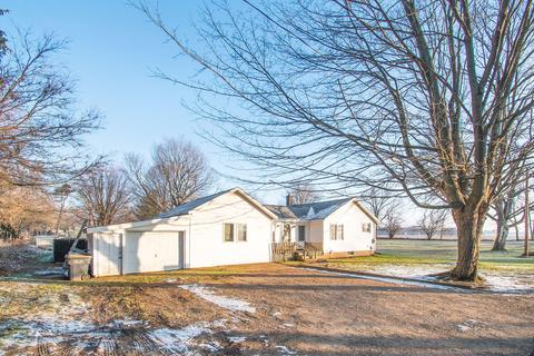 126 E Hancock St, Climax, MI 49034 photo 2