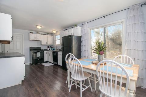 126 E Hancock St, Climax, MI 49034 photo 6