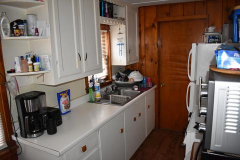 1554 E Pine Hill Ave, White Cloud, MI 49349 photo 4