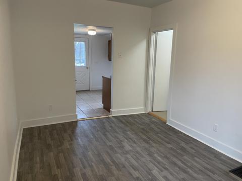 708 Irving St, Jackson, MI 49202 photo 10