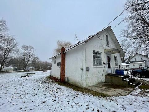 307 Ridge St, Reading, MI 49274 photo 2