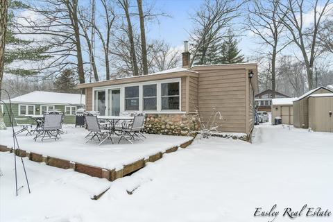 844 W Locust St, White Cloud, MI 49349 photo 22