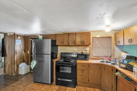 11338 N Backus Rd, Lakeview, MI 48850 photo 8
