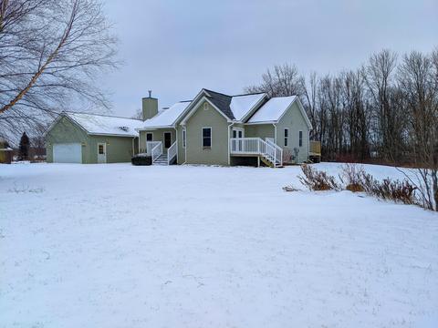 2894 E Baseline Rd, Mount Pleasant, MI 48858 photo 3