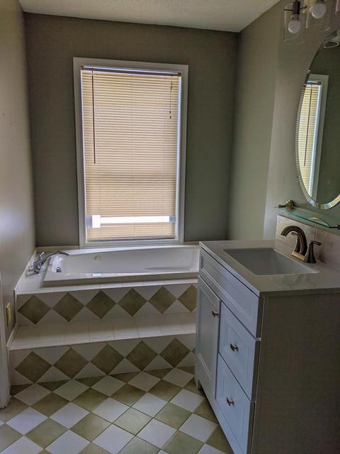 2894 E Baseline Rd, Mount Pleasant, MI 48858 photo 9