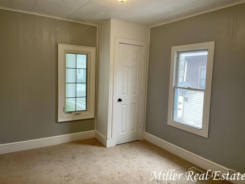 119 Austin Ave, Jackson, MI 49202 photo 5