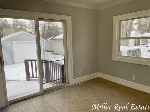 119 Austin Ave, Jackson, MI 49202 photo 14