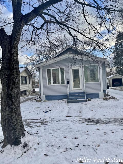 119 Austin Ave, Jackson, MI 49202 photo 2