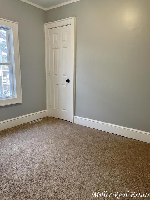 119 Austin Ave, Jackson, MI 49202 photo 8