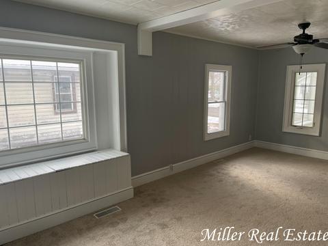 119 Austin Ave, Jackson, MI 49202 photo 4