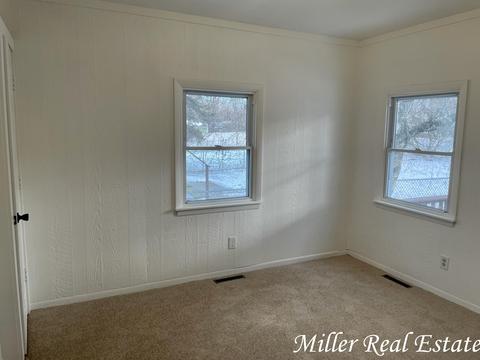 119 Austin Ave, Jackson, MI 49202 photo 9