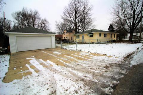 649 Constantine St, Three Rivers, MI 49093 photo 4