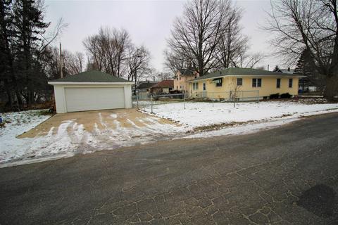 649 Constantine St, Three Rivers, MI 49093 photo 3