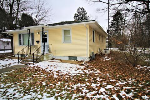 649 Constantine St, Three Rivers, MI 49093 photo 2