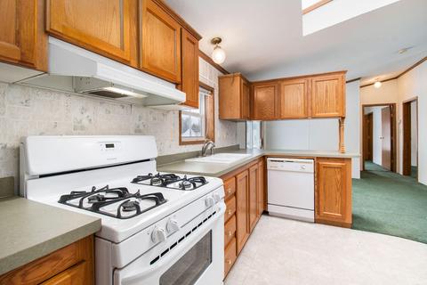 23 Oak Grove Rd, Springfield, MI 49037 photo 9
