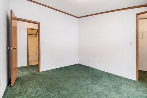 23 Oak Grove Rd, Springfield, MI 49037 photo 16