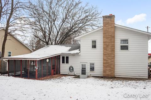 335 E Congress St, Belding, MI 48809 photo 30