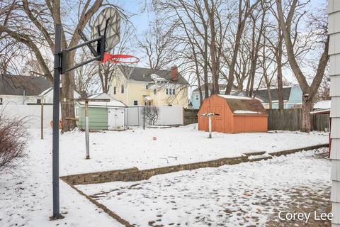 335 E Congress St, Belding, MI 48809 photo 33