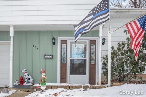 335 E Congress St, Belding, MI 48809 photo 4