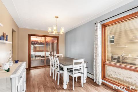 335 E Congress St, Belding, MI 48809 photo 8