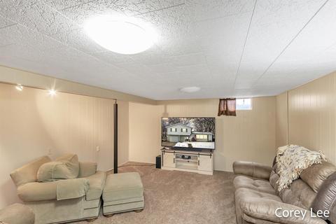 335 E Congress St, Belding, MI 48809 photo 28